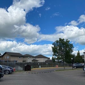 Meet your Posher, Attiqa